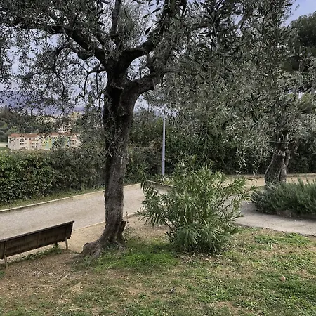 Lejlighed Les Belles Terres By Interhome