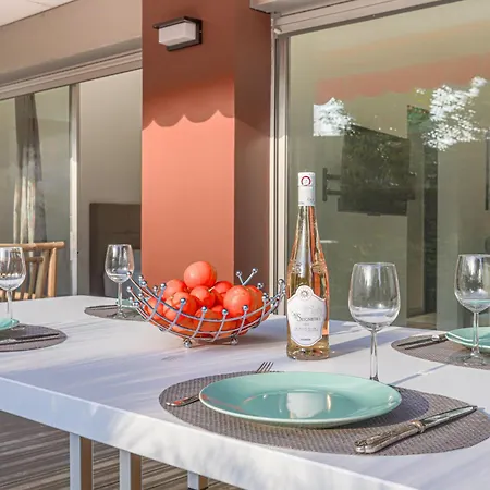 Les Belles Terres By Interhome Nice