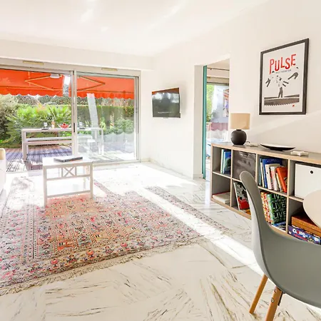 Les Belles Terres By Interhome